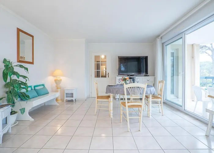 Le Grand Parc-6 By Interhome 아파트 *