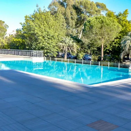 Daire Le Grand Parc-6 By Interhome Saint Aygulf